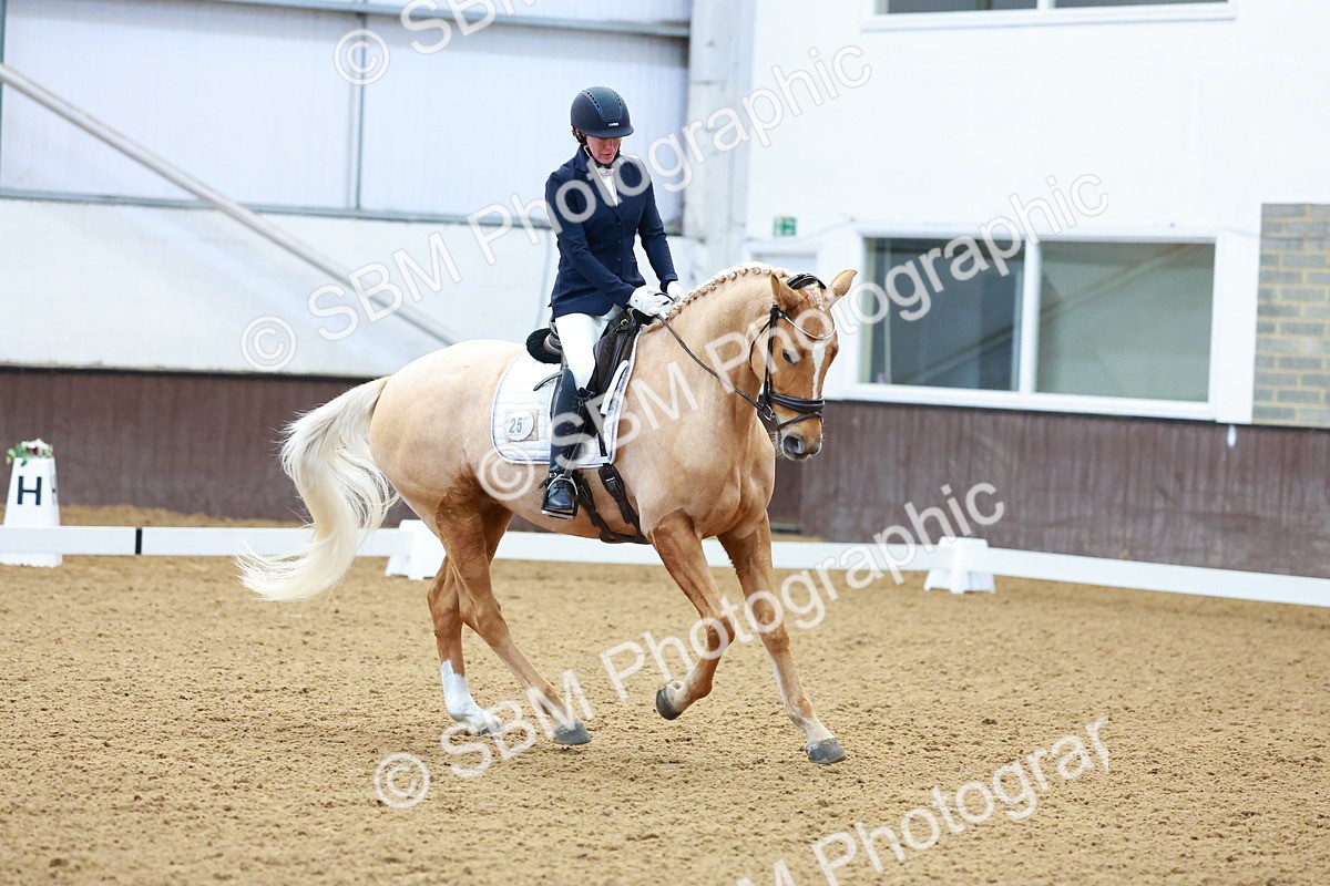 SBM_001233 - Class 18-15-16-22 - Elementary 5 Novice 5-Novice 6