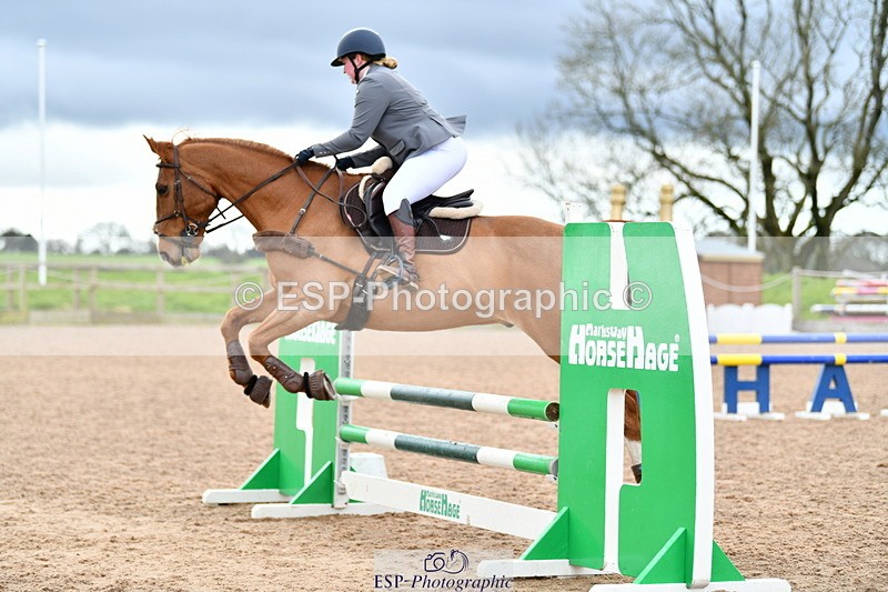 240310A-120427-02583 - Cls 18+19 Club and Schools 80cm