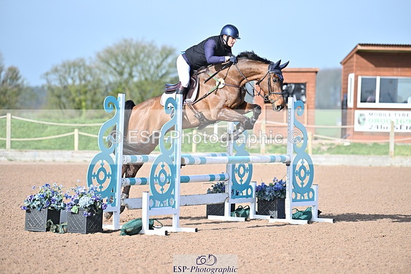 240315A-093231-00021 - Cls 1 Seniors 1.05 and 1.10m Open