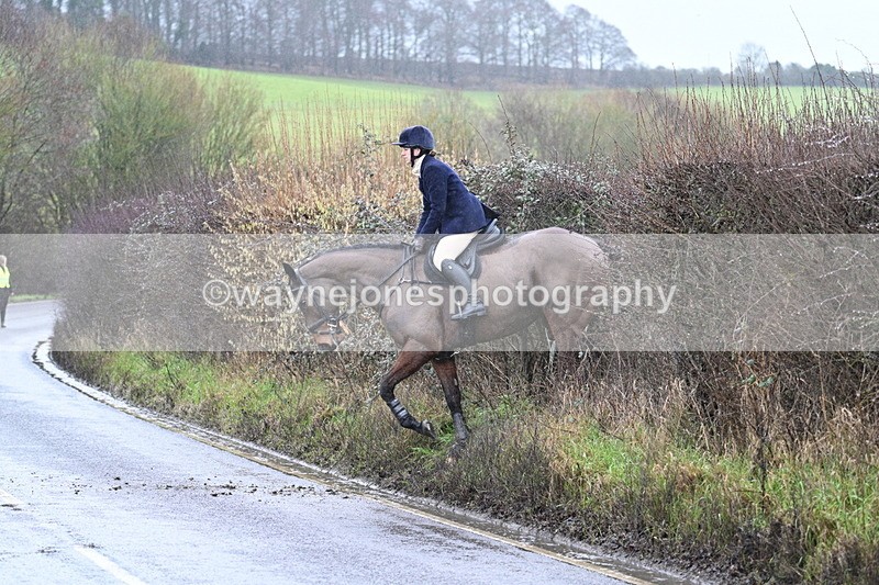 WJ7_7059 - Crossing A Camera