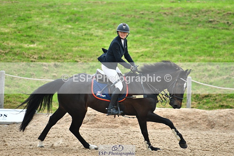 230610A-135720-03687 - Cls 16 Foxhunter