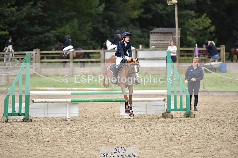 240802-104300-00922 - 80cm Round 1