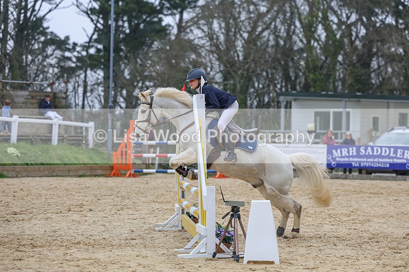 3E7A8144 - Class 11: Junior 70cm