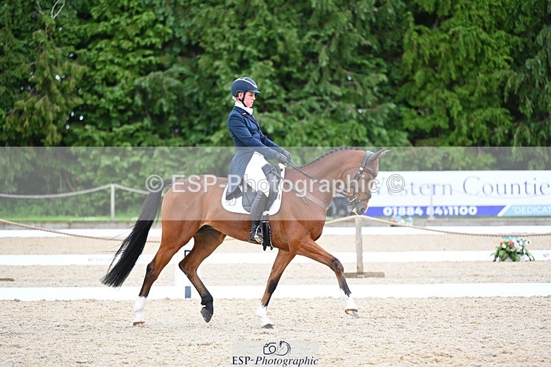 240524-142342-10237 - 531-KUNO_SMH-Isabel_White