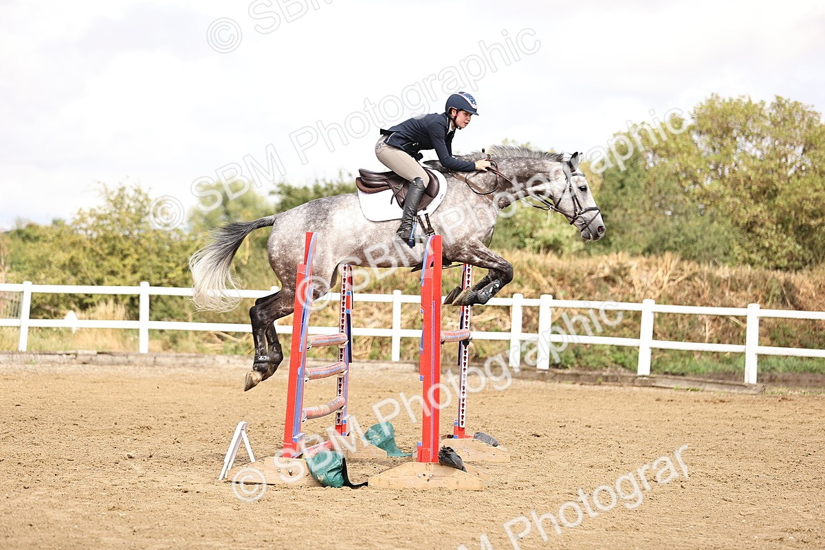 SBM_026745 - Class 13 - Senior Newcomers - 1.10m