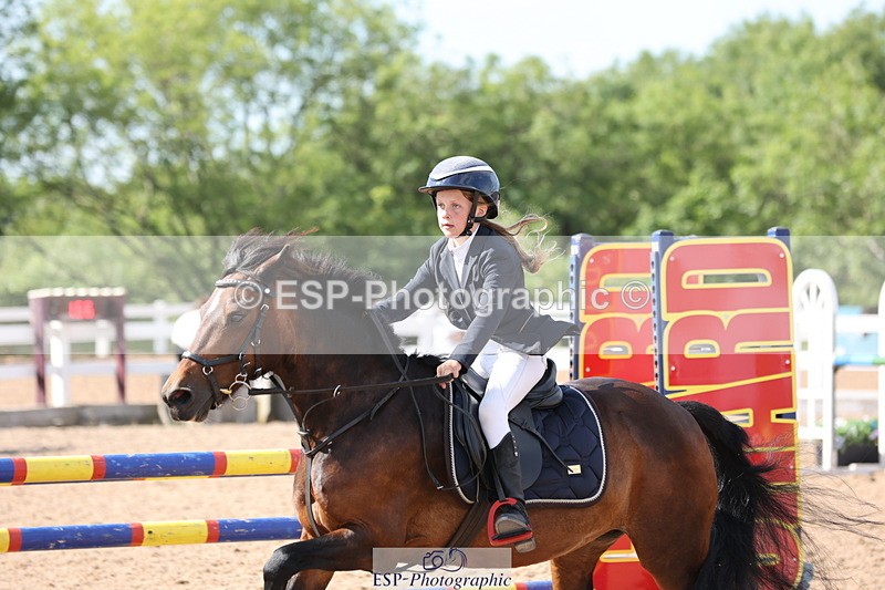 240629A-170306-08245 - Cls 13 Stepping Stones 128cm + 138cm