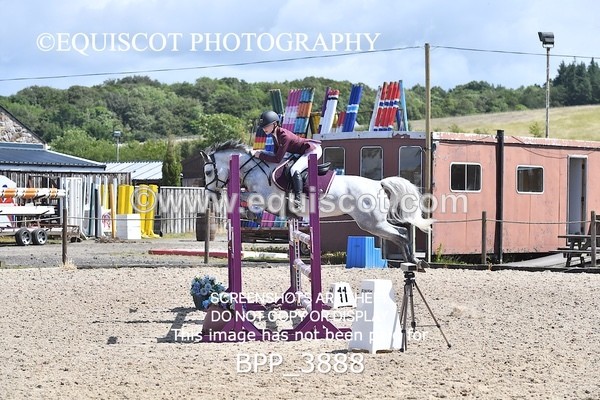 BPP_3888 - CLASS 8 SAT Springboard 128cm/ 138cm Restricted Handicap