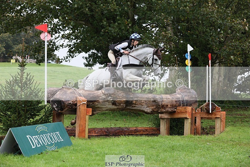 231021-105127-14025 - 646-SKIPTOTHEGOODBIT-Sophia.Mcdonald-SC+XC