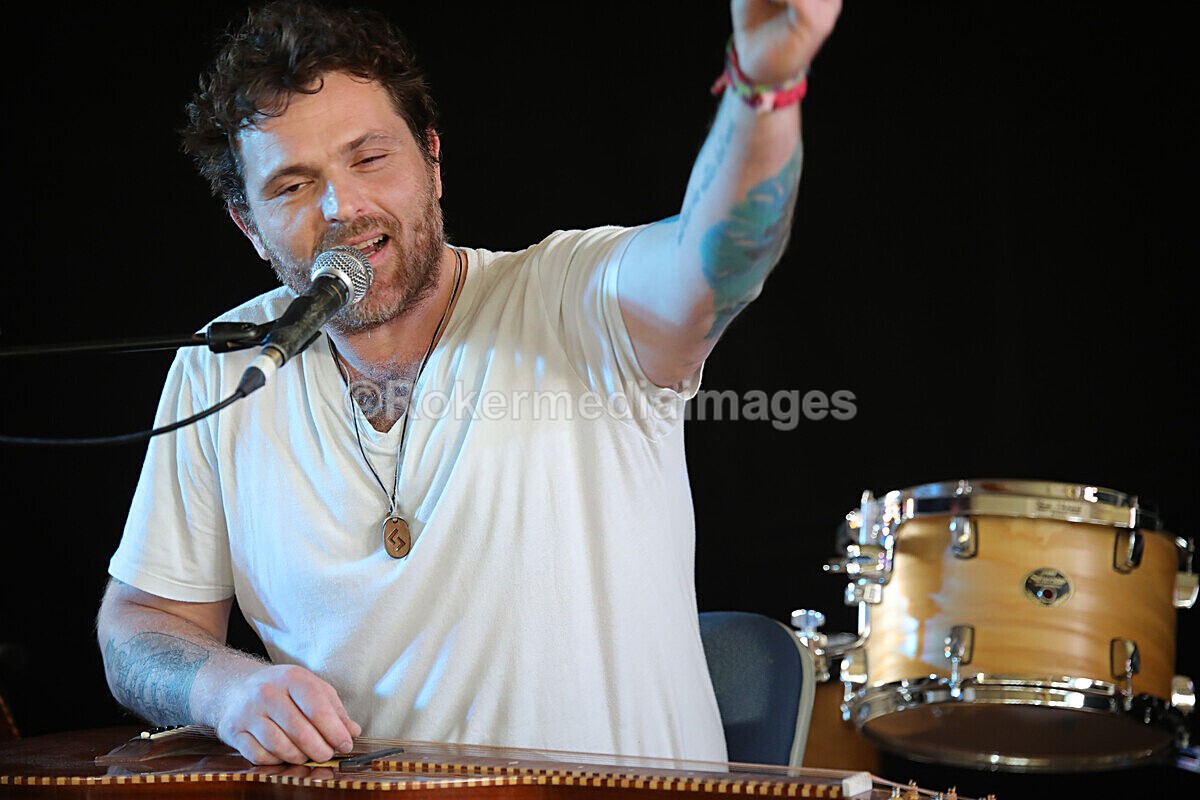 FOLK N BLUES-211 - FOLK and BLUES SEPT 2022