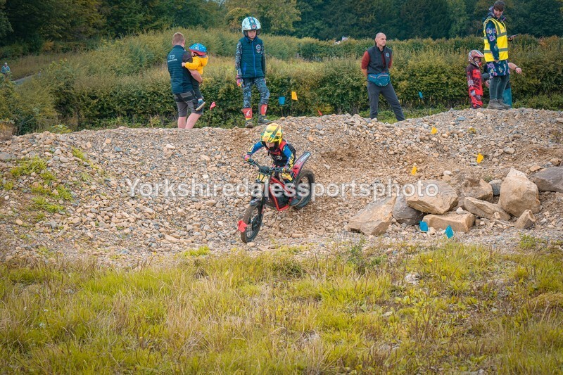 DSCF0130 - Ripon MC Trial 27/09- kids