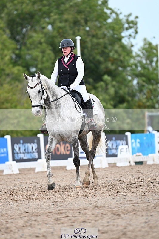250907-130852-09985 - 071-Emma.ChapmanRoyal.Achiever