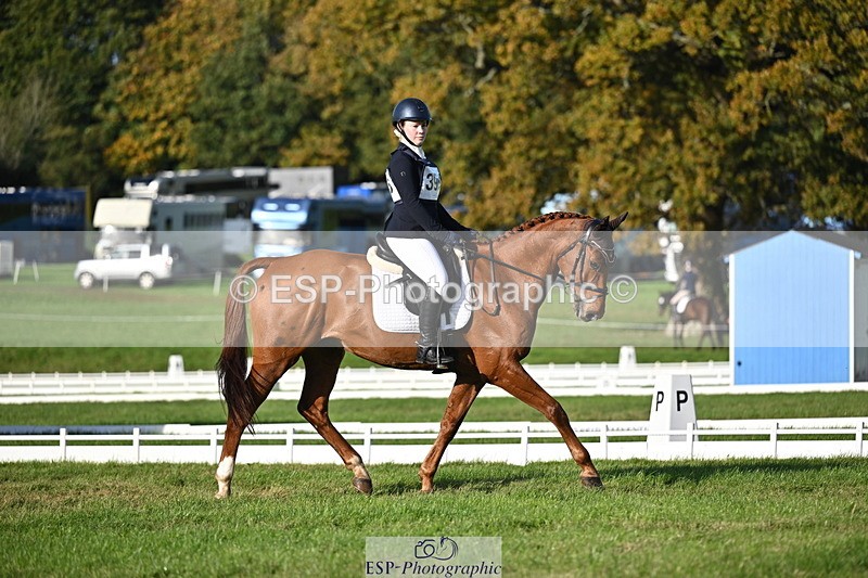 251024A-151551-14007 - E-396-Madeleine.Robertson