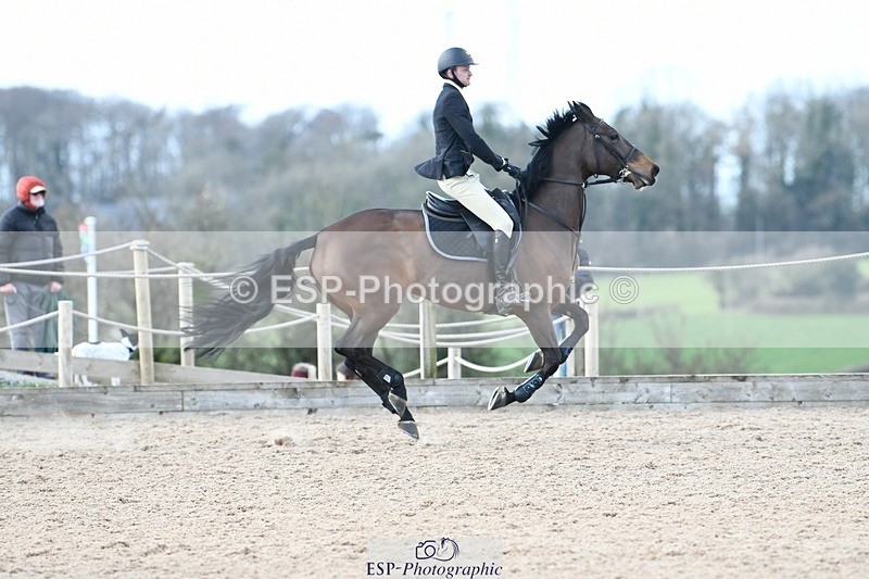 250328-125639-01095 - Cls 3 Snr Foxhunter