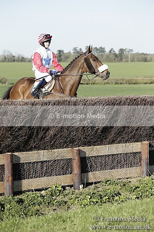 PtP 250317 436 - V.W.H. Hunt Point-to-Point Siddington 25/03/17