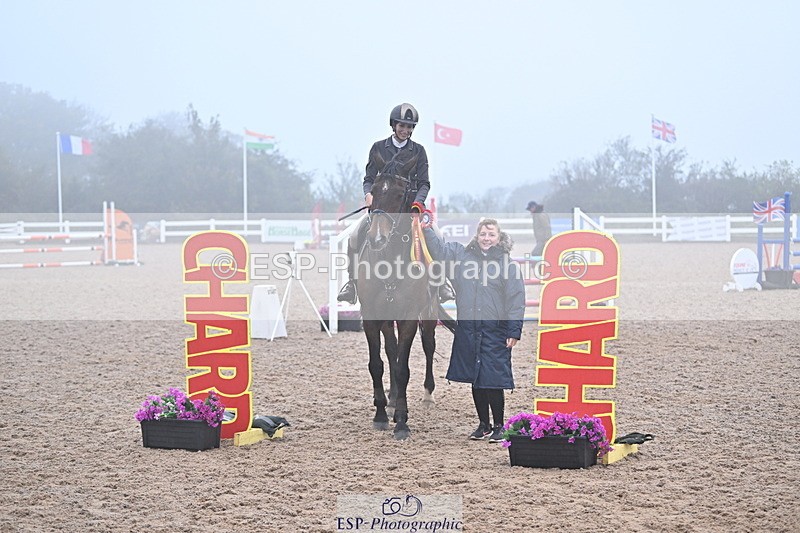 241006A-112040-06540 - Cls 24 95cm Nat Am Quals