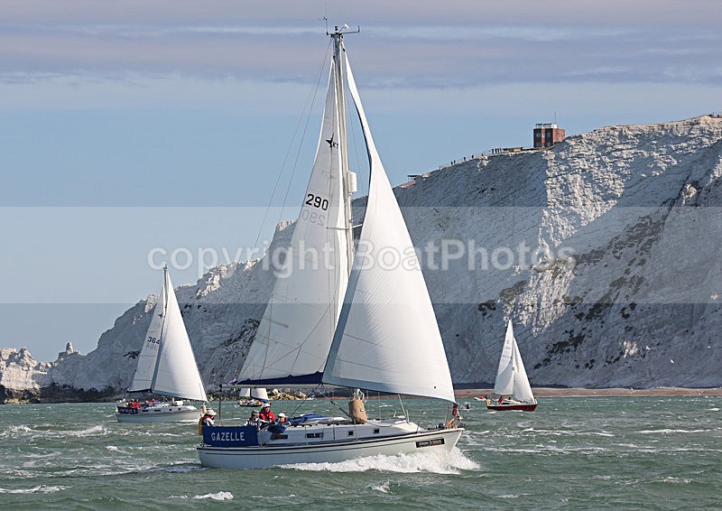 130601 GAZELLE WT7A8374 - ROUND THE ISLAND RACE - 1st June 2013