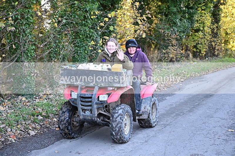 WJ6_9667 - Walk Home