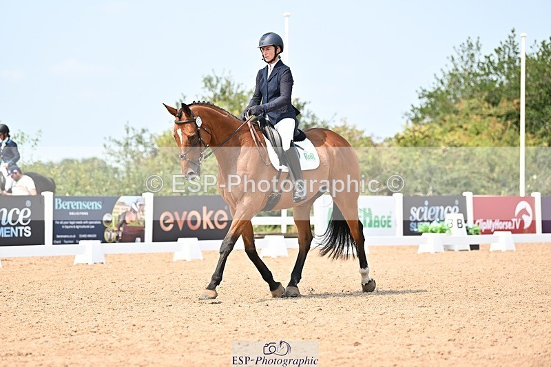 250816-134504-04742 - 117-Sophie.HawkeENORMOUSE