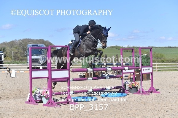 BPP_3157 - CLASS 14  Senior Newcomers/ 1.10m Open