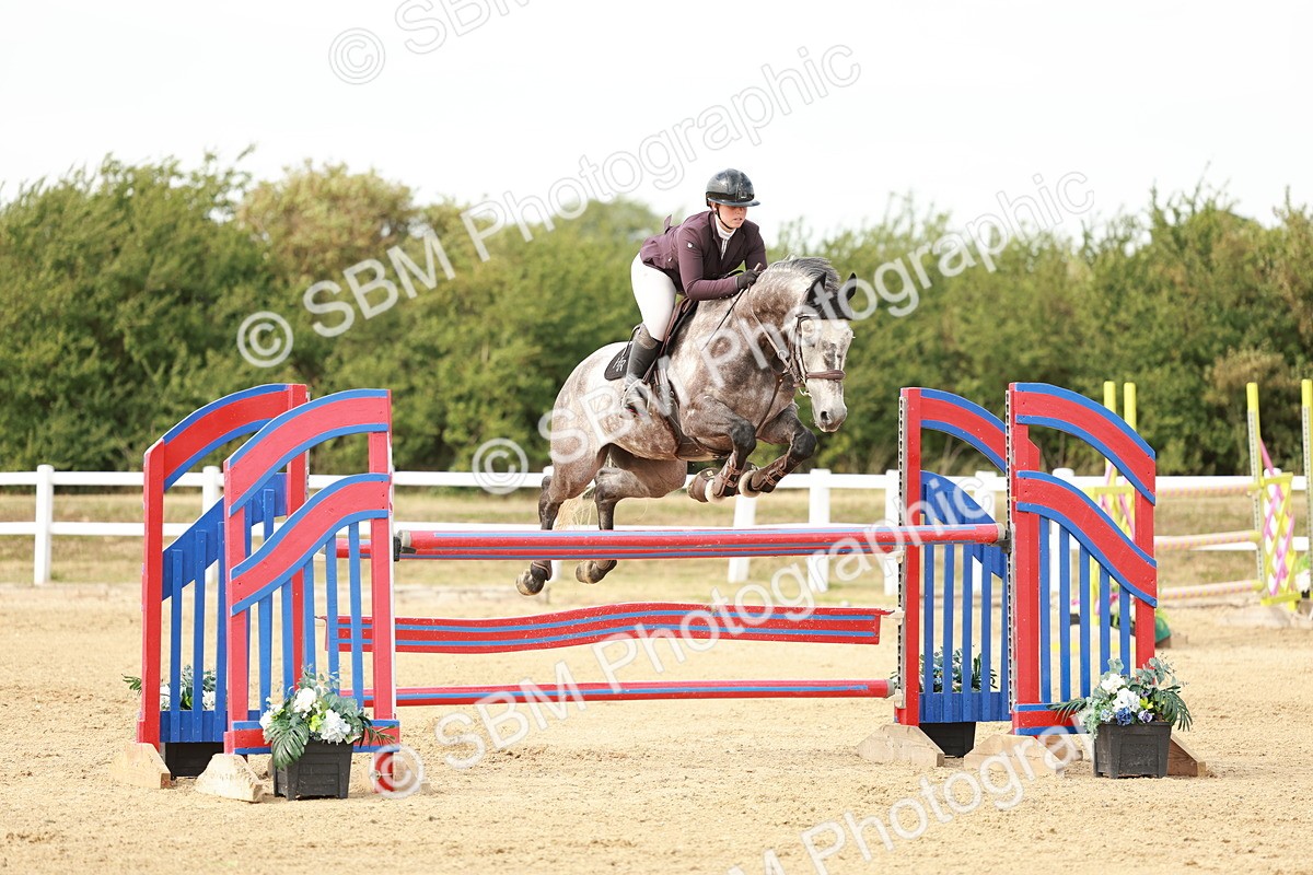 SBM_008307 - Class 4 - Senior Foxhunter - 1.20m Open