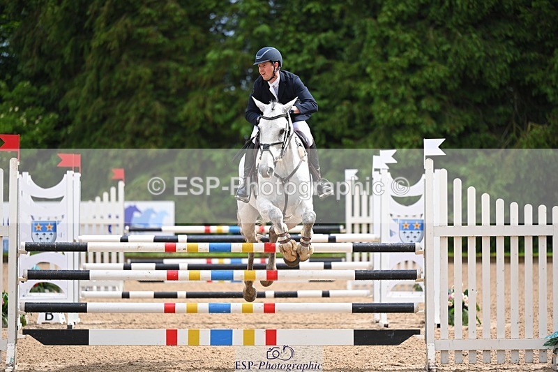 240526-154435-25076 - 207-IE_MR_MCGREGOR-Will_Furlong