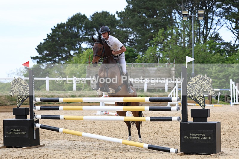 3E7A7445 - Class 8: Senior Foxhunter/1.20 open