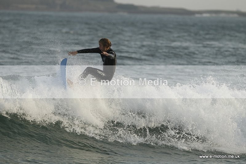 SU 091010 29 - Surf Oct 2010