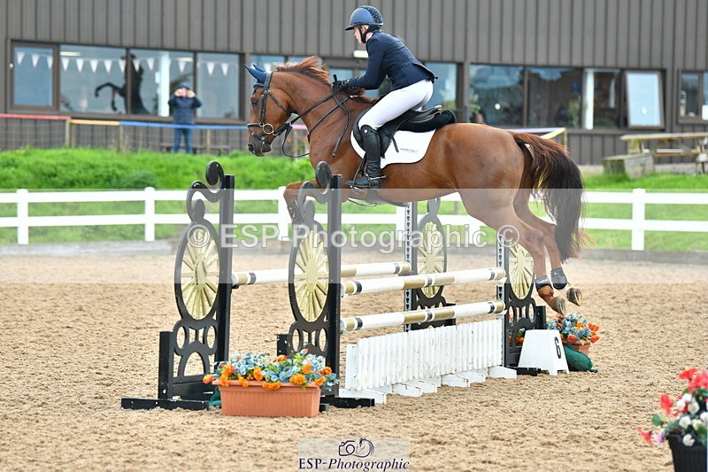 230813A-092513-11044 - Cls 39 A&B British Novice & 90cm Open