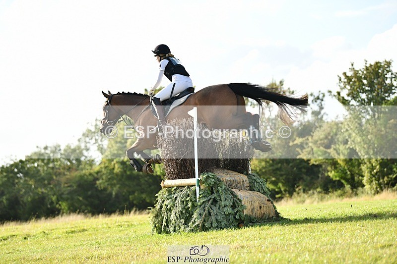 250831-183024-00971 - S-904-Iona.Stokes