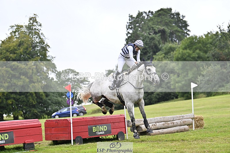 240825X-180519-38311 - 80cm XC 17.30 to End