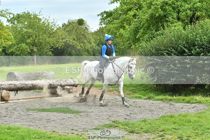 230817-152800-01507 - Theo's 2nd Group - XC