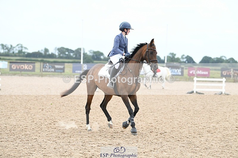 250807-104100-00256 - 80cm Round 1