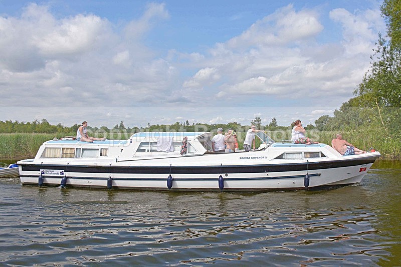 140717 BRINKS EMPEROR 2 CCImg_016 - River Launches