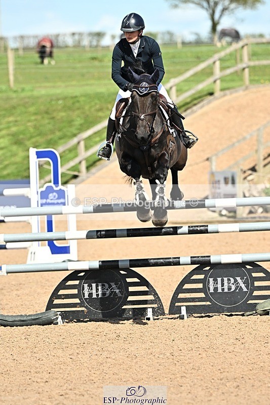 250416-151245-01638 - Cls 6 Foxhunter and 1.20m
