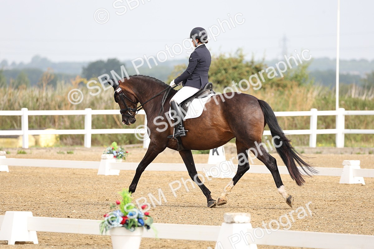 SBM_005503 - Class 6 - Novice 6 - 9.30-10.12