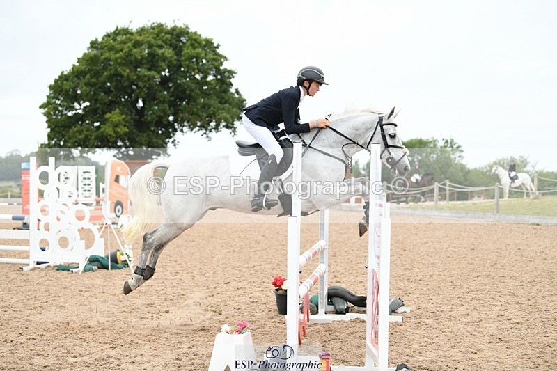 250807-111510-00536 - 90cm Round 1