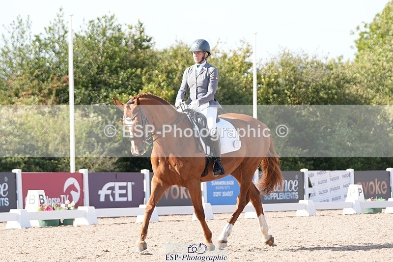 250906-160713-04951 - 051-Yvonne.MasonGF.Demellia