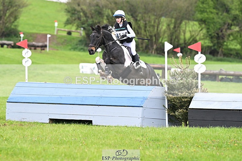 250419-123405-10409 - 518-Isadora.Lawrence-LOOKOUT.LOLLYPOP