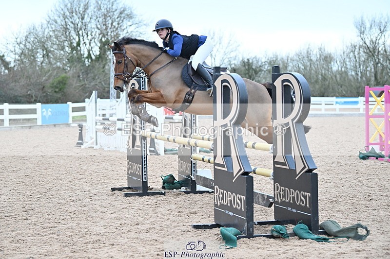 240128A-122913-00873 - Cls 4 Pony Newcomers and 1m Open