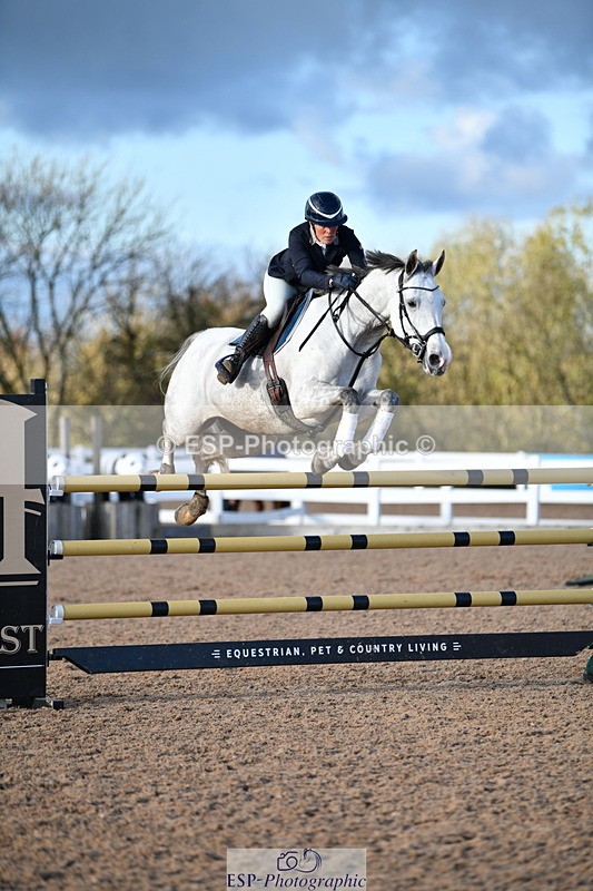 231110A-154039-01069 - Cls 7 National 1.30m Open