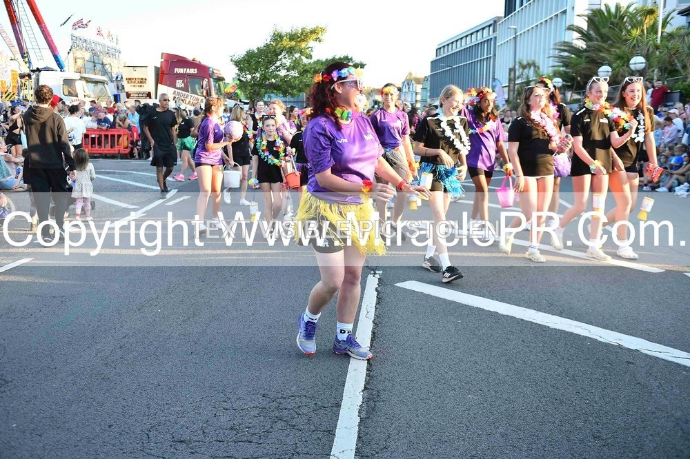 SH4_3901 - Carnival Procession.