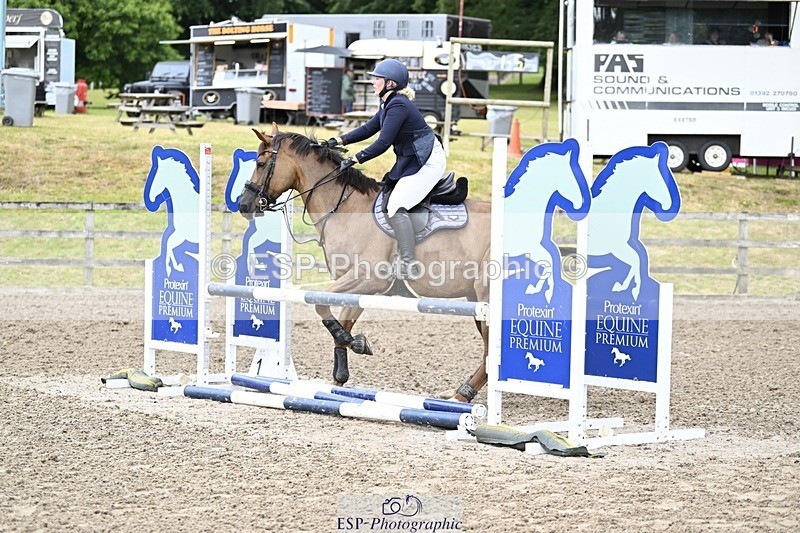 240710-100326-22004 - Cls 106 British Novice and 90cm Open