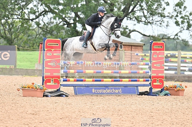 251003-112618-00444 - Cls 2 Newcomers and 1.10m