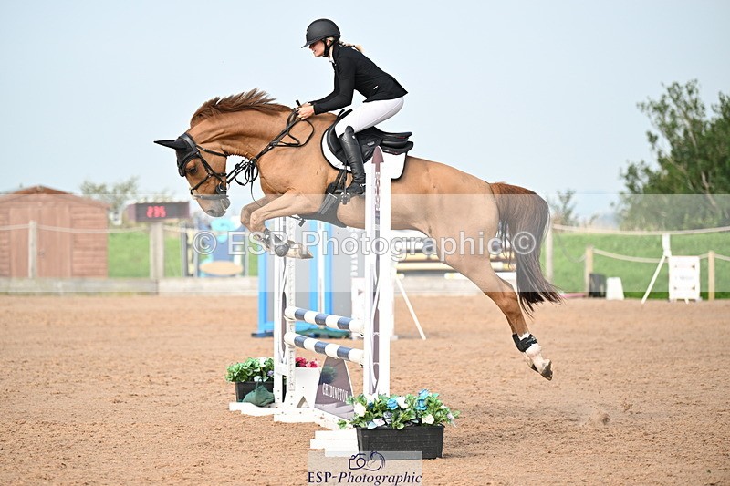 240801A-093234-01042 - Cls 1 British Novice and 90cm Open