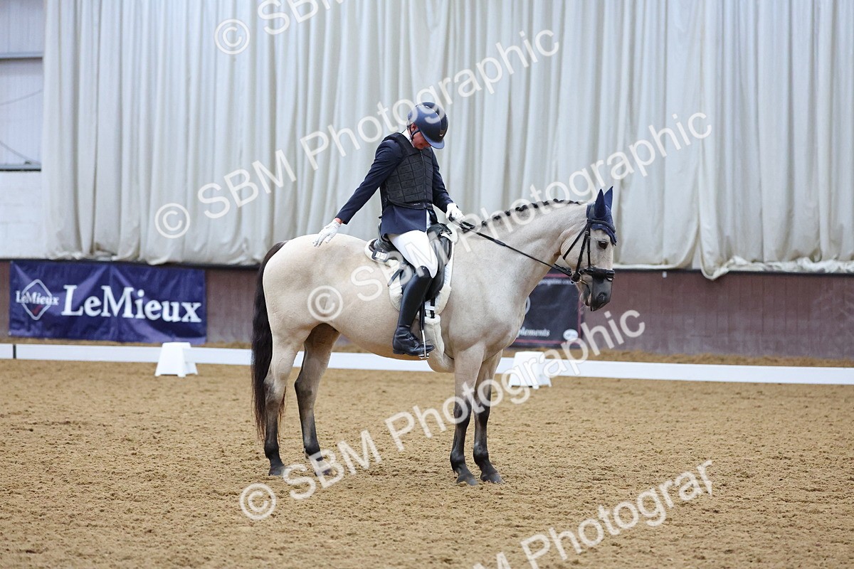 SBM_000326 - Class 2 - Intro 3 Championship - 8.51-9.47