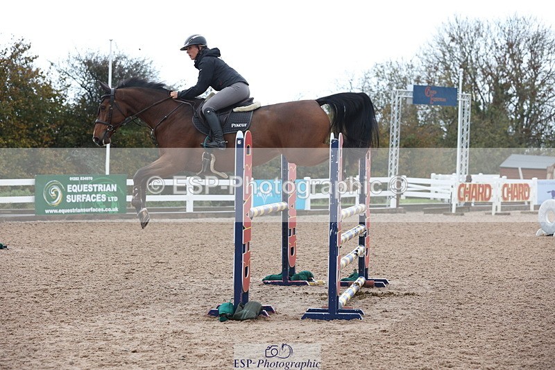 231112A-140732-04803 - Cls 20 Newcomers & 1.10m Open