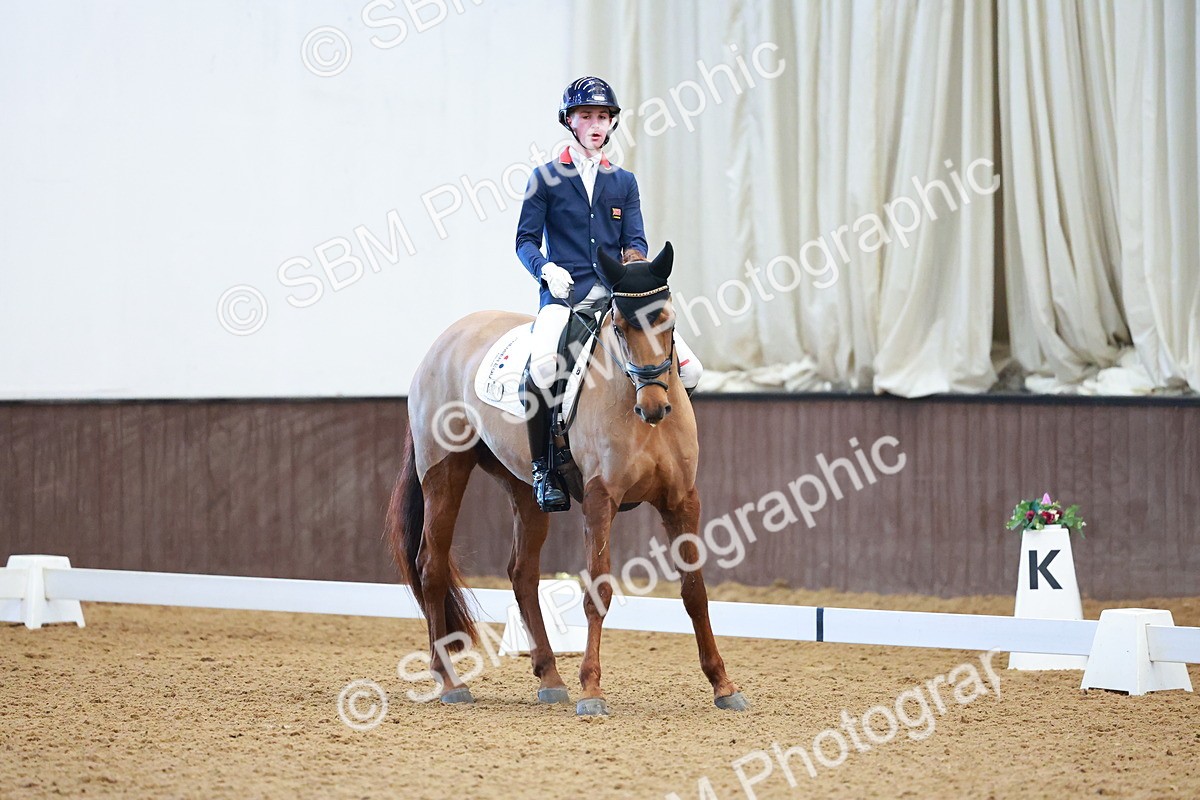 SBM_001324 - Class 18-15-16-22 - Elementary 5 Novice 5-Novice 6