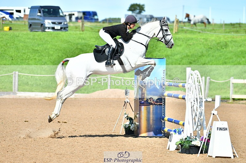 230811A-155925-06048 - Cls 24 Nat 1.30m Open