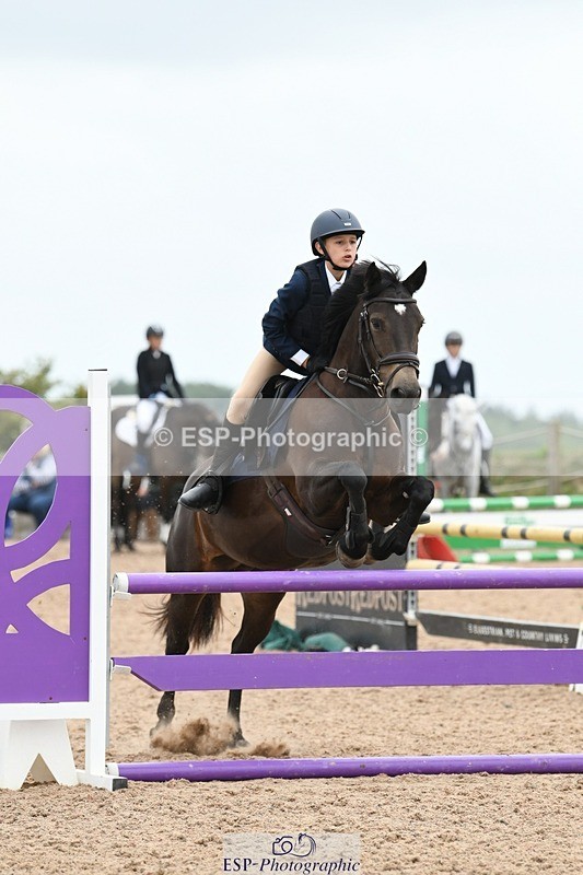 250807-112126-00607 - 90cm Round 1