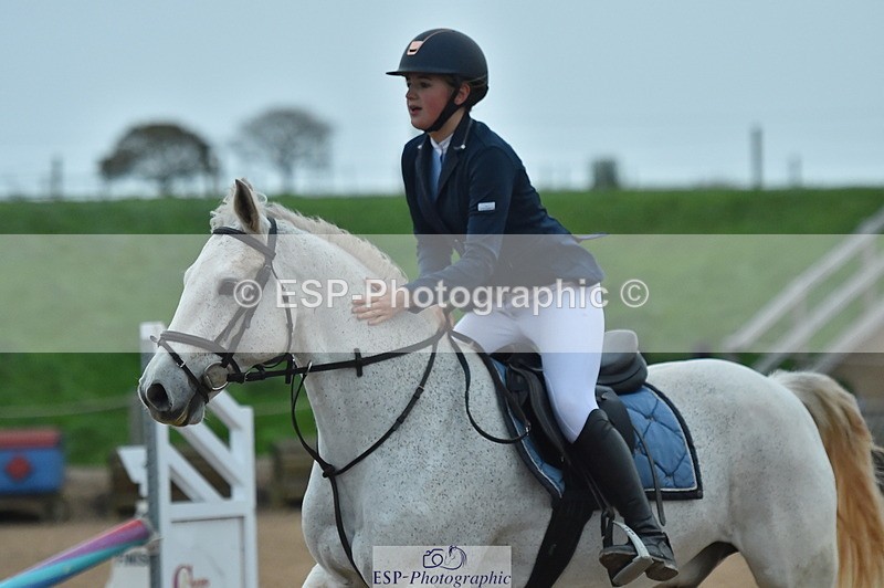 231119A-095430-04471 - Sun Cls 17+18 Club and Schools 70cm